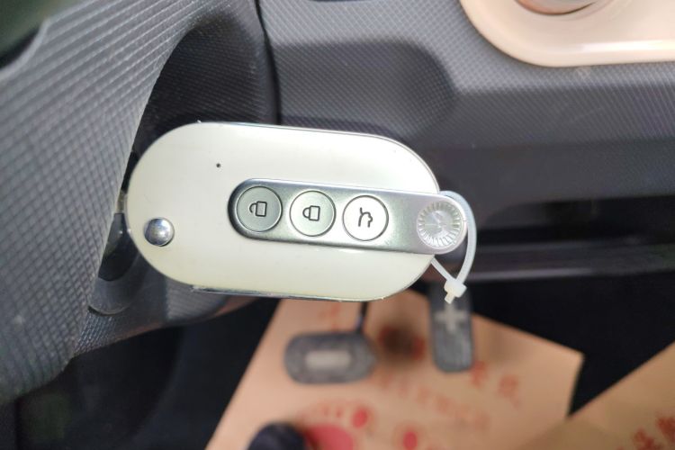 五菱汽车 宏光MINIEV 2022款 马卡龙臻享款 磷酸铁锂中控内饰11