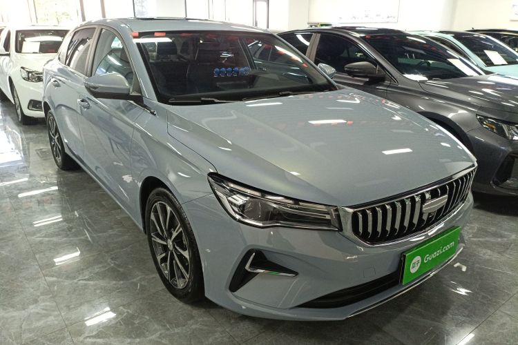 吉利汽车 帝豪 2025款 第4代 1.5L CVT尊贵型车身外观3