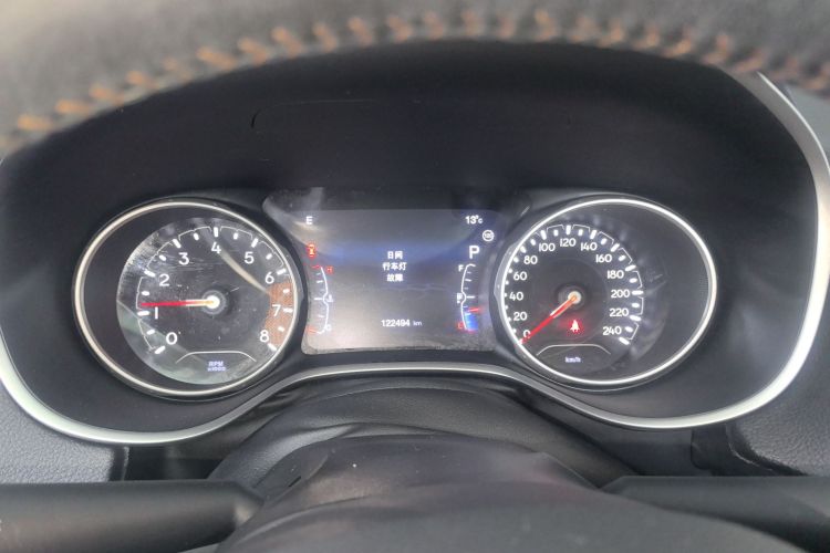 Jeep 指南者 2017款 200T 自动家享版中控内饰14