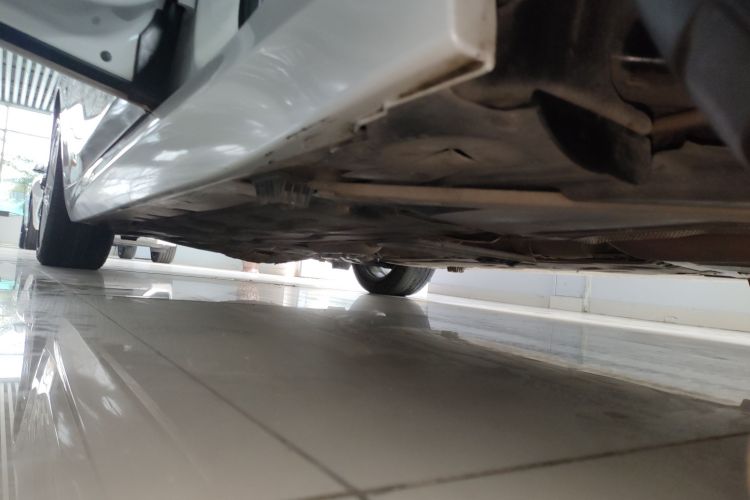 宝马1系 2020款 120i M运动套装局部细节9002