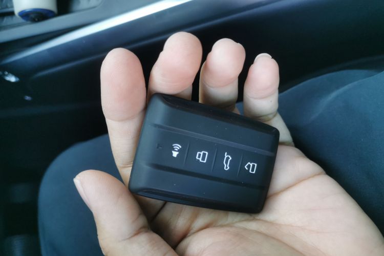 坦克400新能源 2024款 Hi4-T 越野版中控内饰11