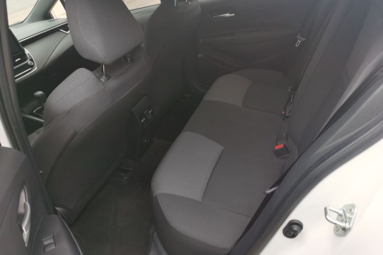 丰田 雷凌 2023款 185T CVT豪华版中控内饰21