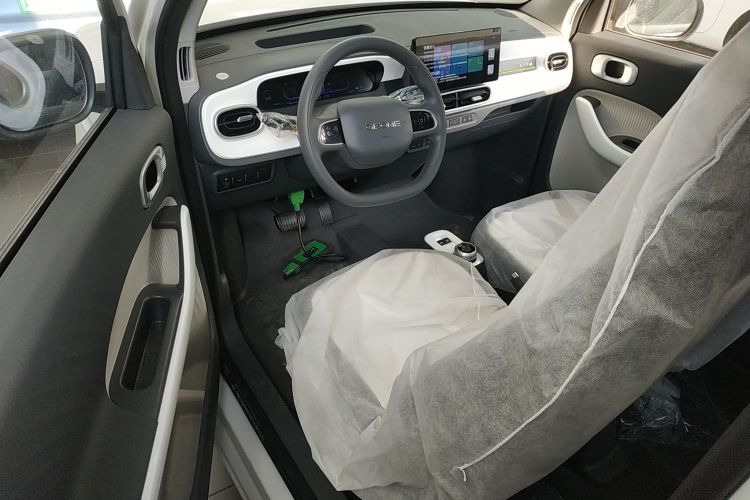 吉利银河 熊猫 2025款 210km 元气熊中控内饰20