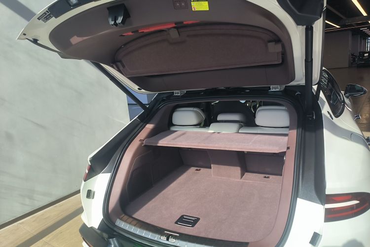 腾势Z9GT 2024款 1100四驱Ultra版局部细节23