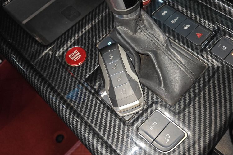 比亚迪 唐 2018款 2.0T 自动智联尊荣型 5座 国V中控内饰11