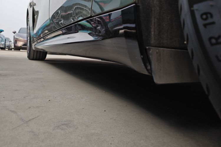 小米汽车 小米SU7 2024款 后驱长续航智驾版局部细节9002