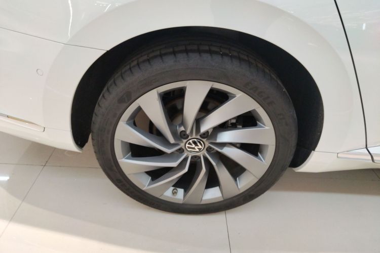 一汽-大众CC 2024款 380TSI 夺目版车身外观6008