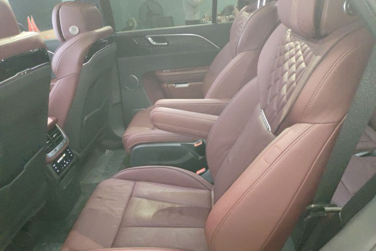 红旗E-HS9 2022款 660km 旗畅版 六座中控内饰21