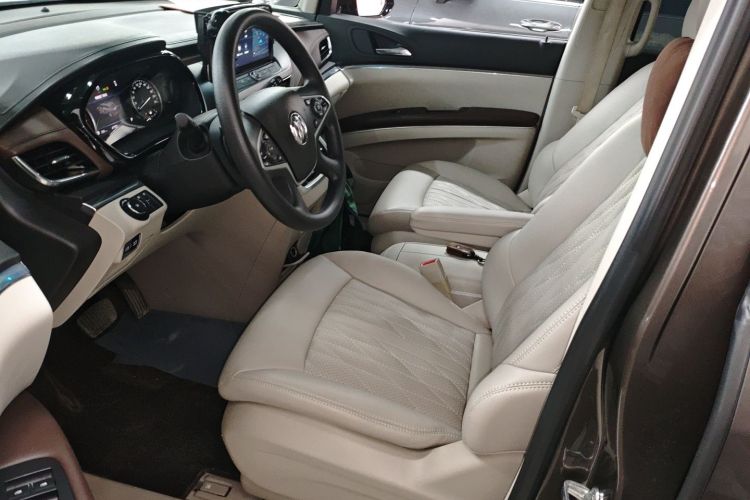 别克GL8 2023款 陆上公务舱 智享型中控内饰19