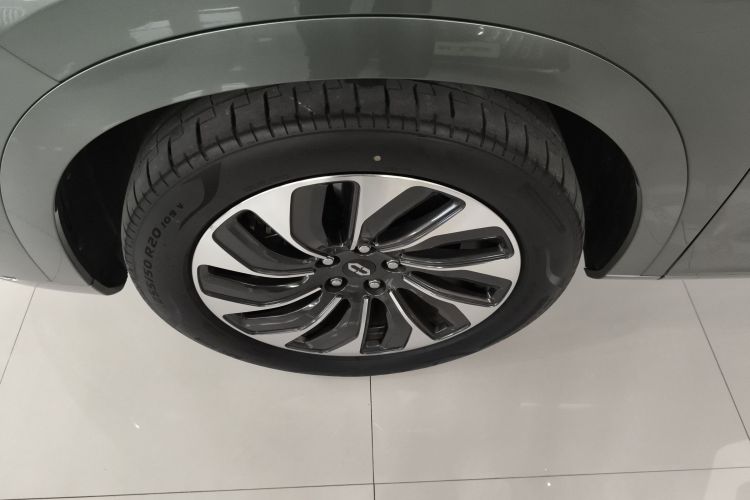 鸿蒙智行 问界M7 2024款 1.5T 后驱Plus版 5座车身外观6007