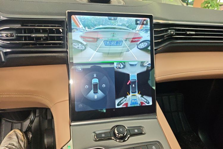 蔚来ES6 2020款 600KM 运动版中控内饰16