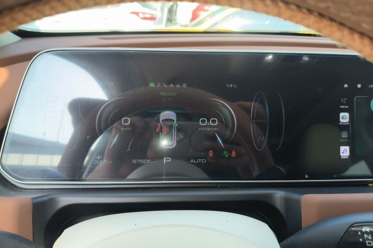 欧拉好猫 2023款 401km标准续航 尊荣型 磷酸铁锂中控内饰14