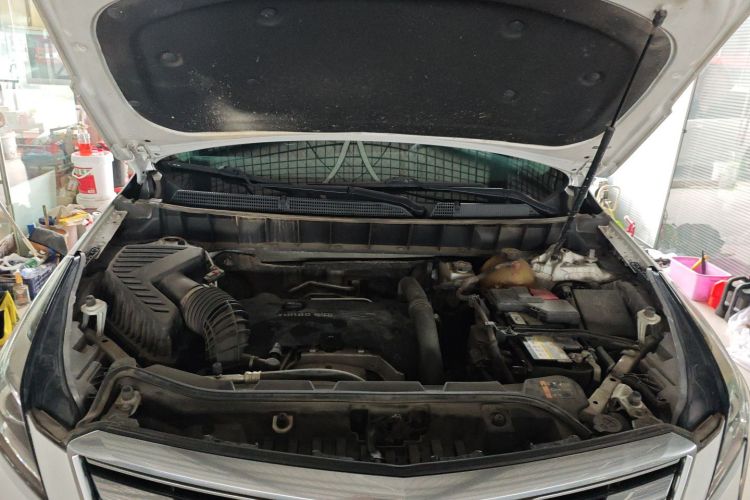 凯迪拉克XT5 2018款 25T 豪华型机舱底盘24