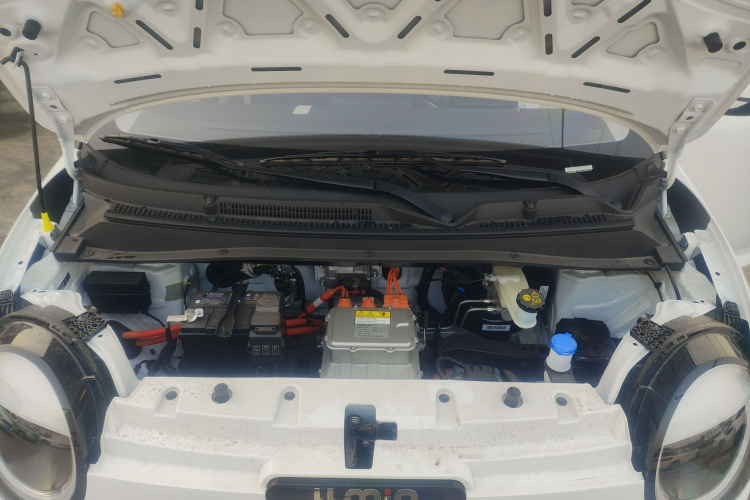 长安启源 长安Lumin 2026款 宝藏版 205km 酷爱米 宁德机舱底盘24