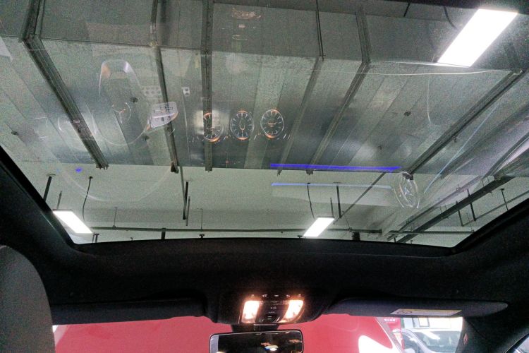 奔驰A级 2019款 改款 A 180 L 运动轿车中控内饰22