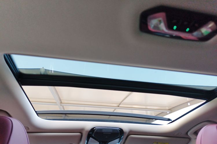 宝马3系 2022款 325i M运动套装中控内饰22