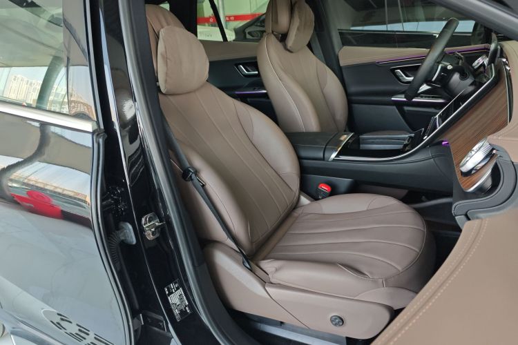 奔驰EQE SUV 2024款 350 4MATIC 先锋版局部细节41