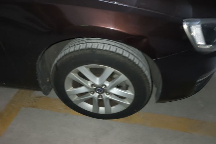 沃尔沃S60 2017款 S60L T3 智进版车身外观10