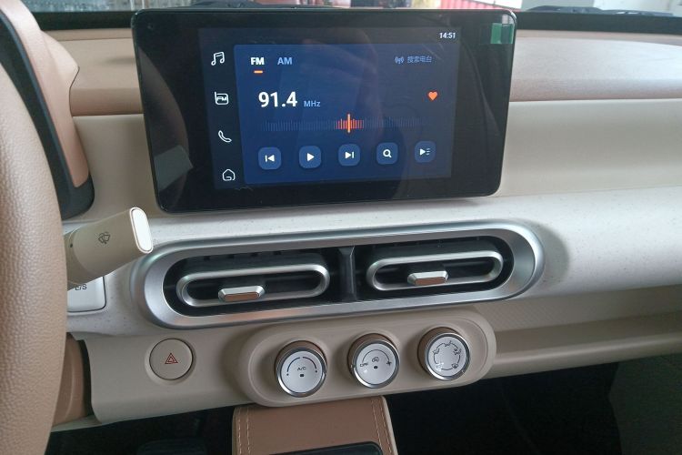 五菱汽车 宏光MINIEV 2024款 第三代 215km 进阶版中控内饰16