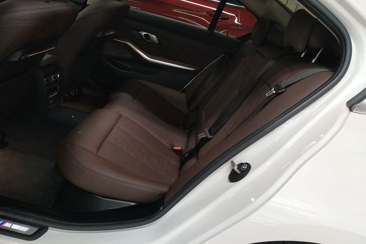 宝马3系 2022款 改款 325Li M运动套装中控内饰21