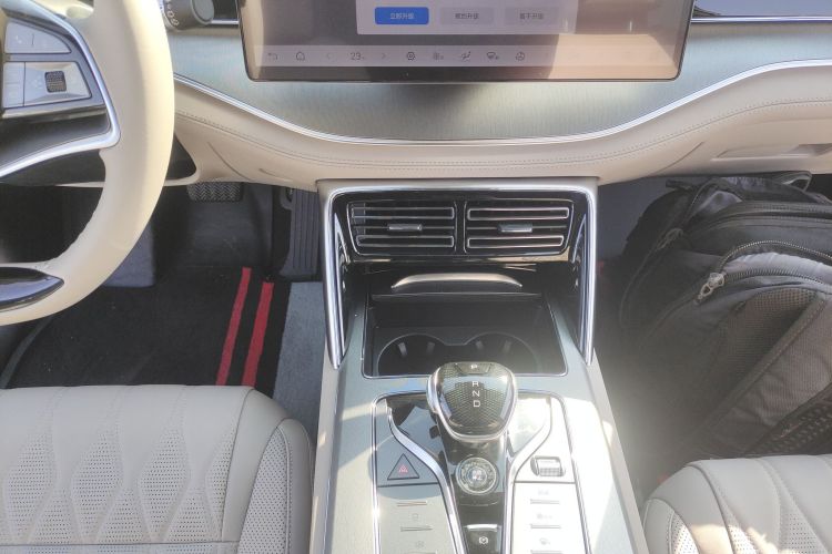 比亚迪 唐新能源 2025款 DM-i 115KM 尊贵型局部细节18