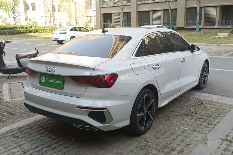 奥迪A3 2021款 A3L Limousine 35 TFSI 时尚运动型车身外观6005