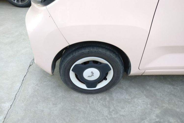 五菱汽车 宏光MINIEV 2022款 马卡龙臻享款 磷酸铁锂车身外观6007