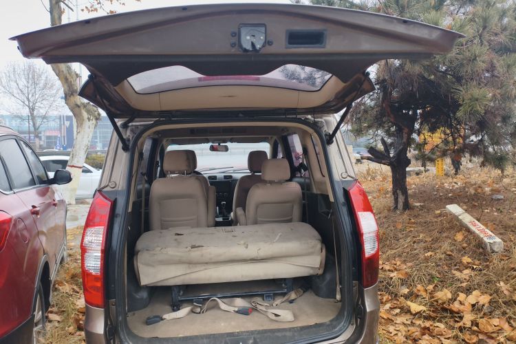 五菱汽车 五菱宏光 2014款 1.2L S标准型国IV局部细节23