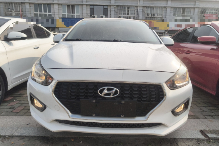 现代 瑞纳 2017款 1.4L 自动跃享版 国V车身外观2