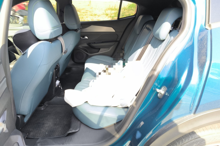 标致408X 2023款 无界版中控内饰21