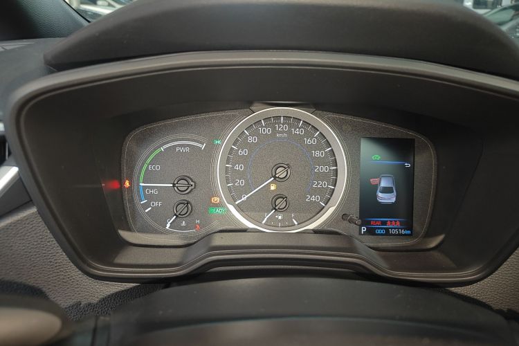 丰田 雷凌 2022款 双擎 1.8H E-CVT运动版局部细节14