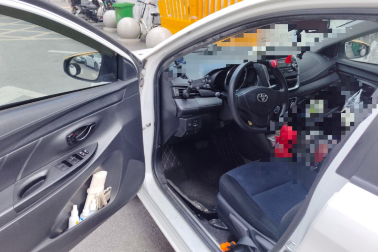 丰田 YARiS L 致享 2017款 1.5E CVT魅动版中控内饰7003