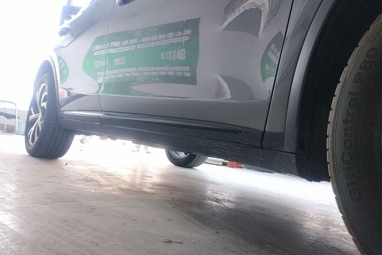 比亚迪 唐新能源 2025款 智驾版 DM-i 115KM 旗舰型局部细节9001