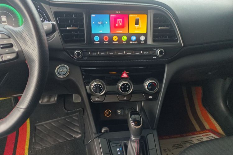 现代 领动 2019款 1.4T 双离合炫动·活力型中控内饰16