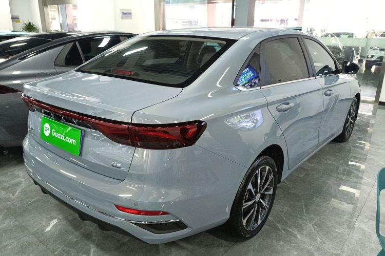 吉利汽车 帝豪 2025款 第4代 1.5L CVT尊贵型车身外观7