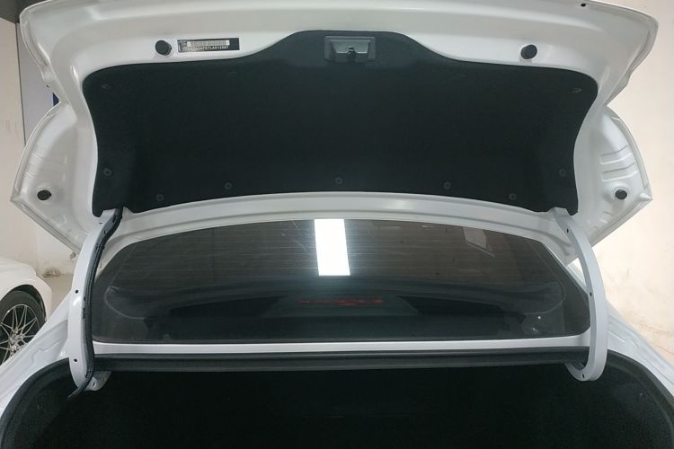 长安 逸动 2020款 PLUS 百万版 1.6L GDI CVT豪华型局部细节23