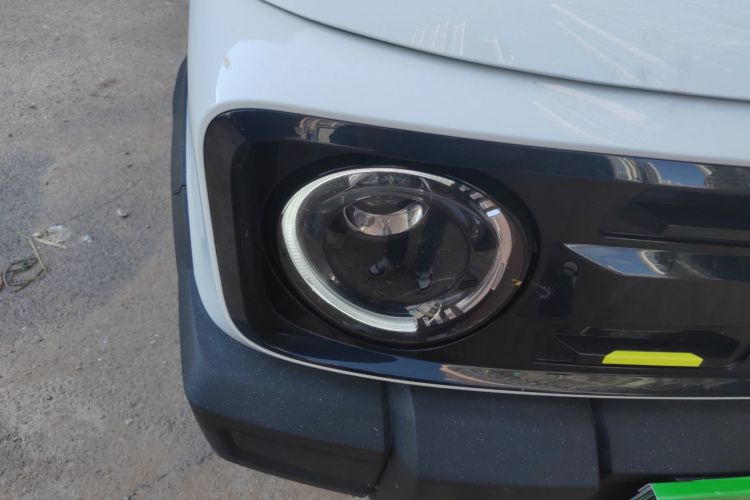 吉利银河 2025款 210km 熊猫骑士车身外观6006