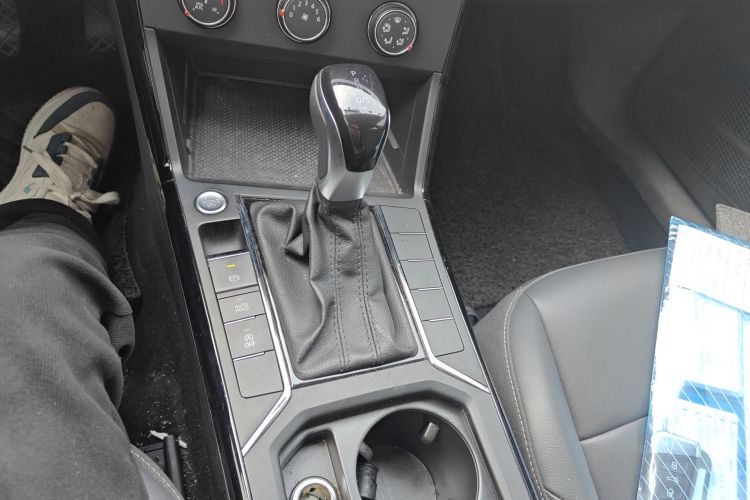 大众 帕萨特 2022款 280TSI 商务版局部细节18