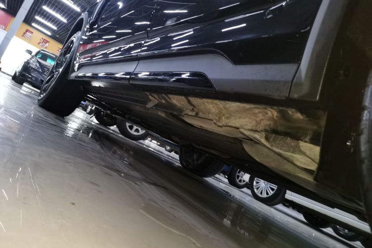 领克01 2021款 2.0TD 四驱暗夜版局部细节9002