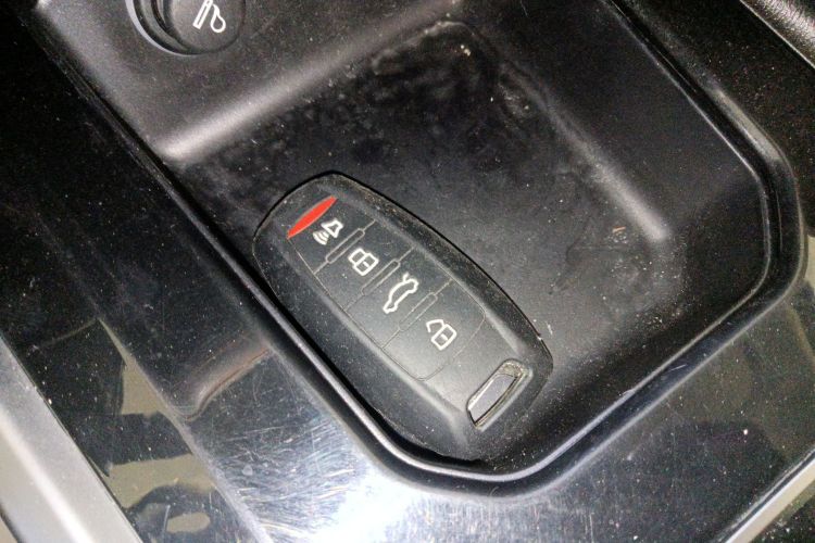 哈弗H6 2017款 红标 2.0T 自动两驱智尚型中控内饰7001