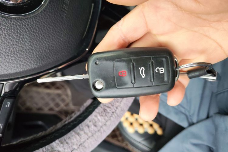 大众 帕萨特 2016款 280TSI DSG尊荣版中控内饰11