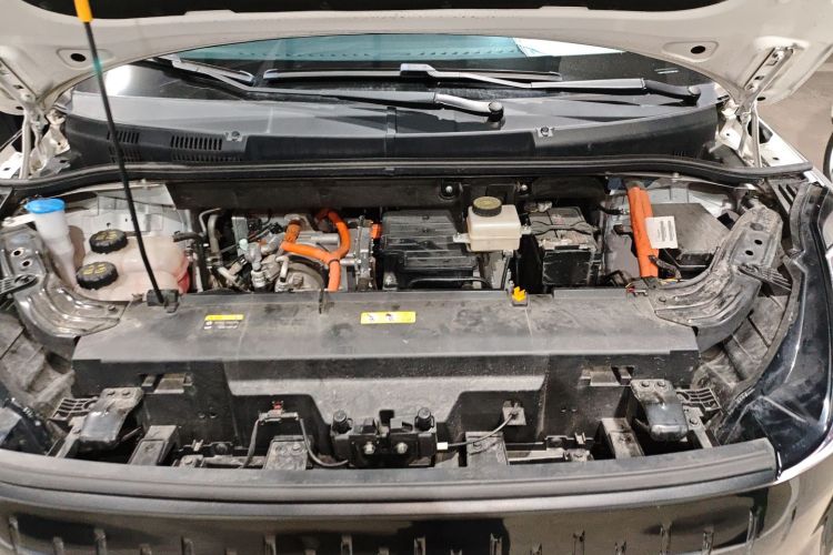 奔腾NAT 2022款 悦享出行 换电版 100kW 401km机舱底盘24