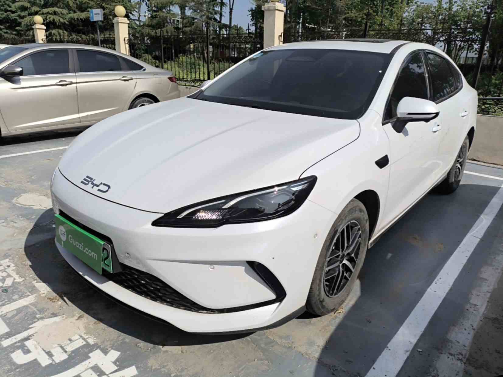 比亚迪 海豹05 DM-i 2025款 DM-i 智驾版 120KM旗舰型(2)