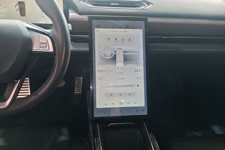 小鹏P5 2021款 550P中控内饰16