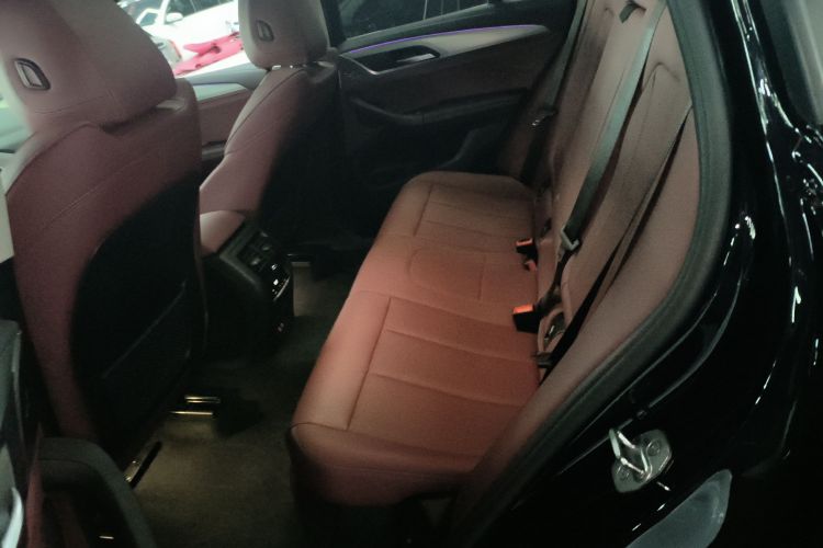 宝马X4 2022款 xDrive 25i M运动套装中控内饰7004