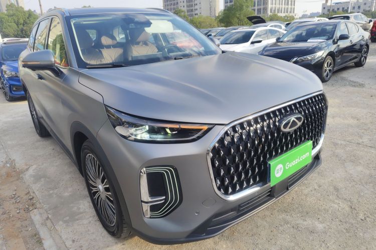 奇瑞 瑞虎8 L 2024款 2.0T 两驱尊贵版 5座车身外观3