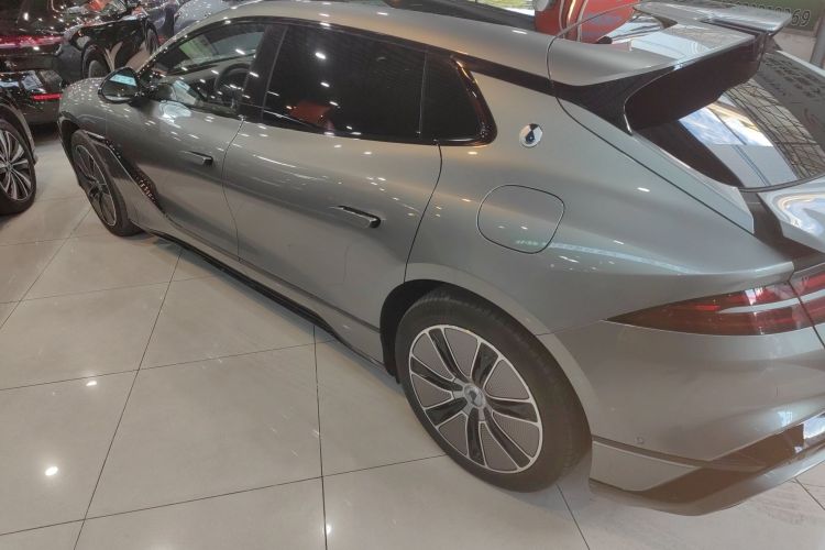 腾势Z9GT 2024款 1100四驱Max版车身外观6003