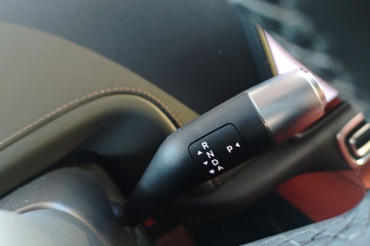 理想汽车 理想L6 2024款 Pro中控内饰18