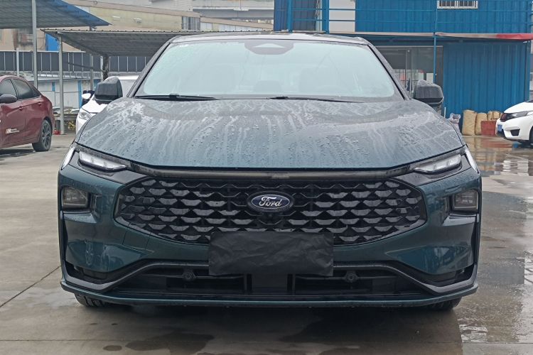福特 蒙迪欧 2023款 1.5T E-混动 ST-Line车身外观2