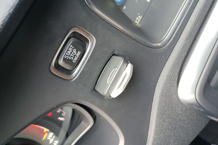 沃尔沃V40 2015款 1.6T 智逸版中控内饰7001